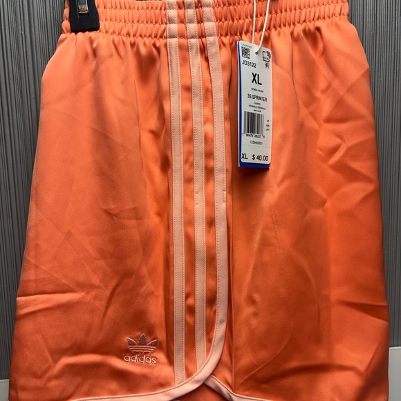 adidas Pants - Adidas womans running Shorts